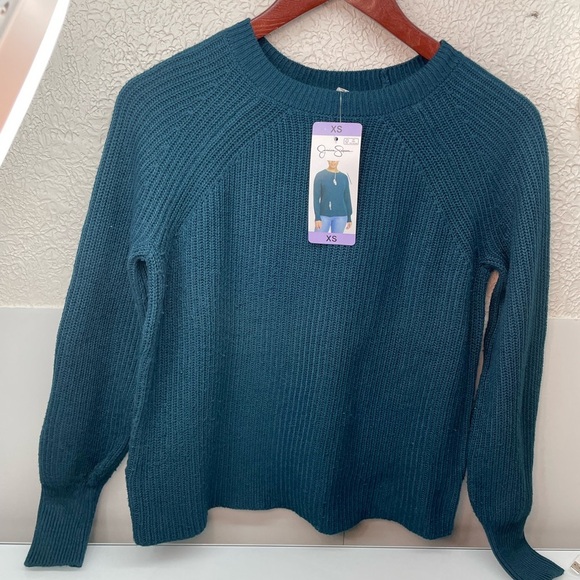 Jessica Simpson™ Ladies' Ribbed Sweater Colors: Teal Size: XS - Picture 8 of 11